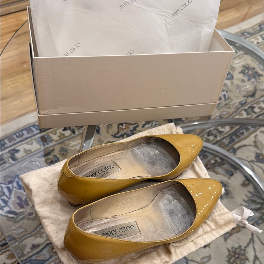 Jimmy Choo Yellow Flats Minimalist Design
